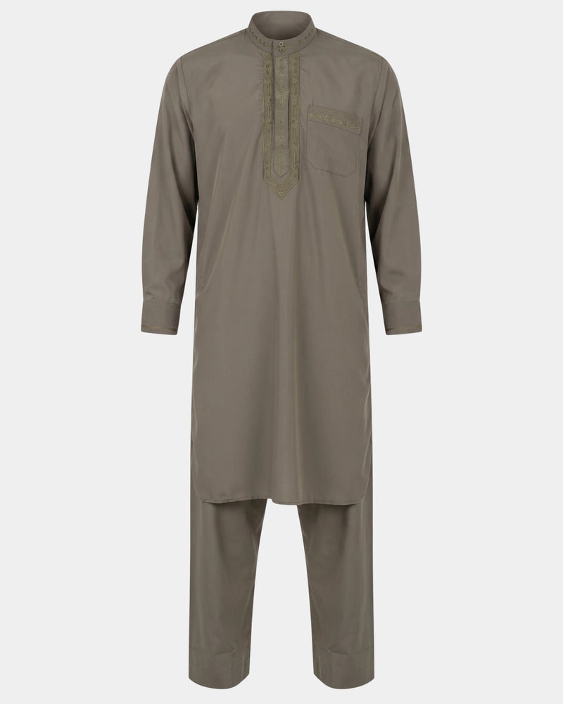 Ensemble qamis-pantalon pakistanais kaki Al Rezam, qamis court brodé et pantalon assorti, vue de face
