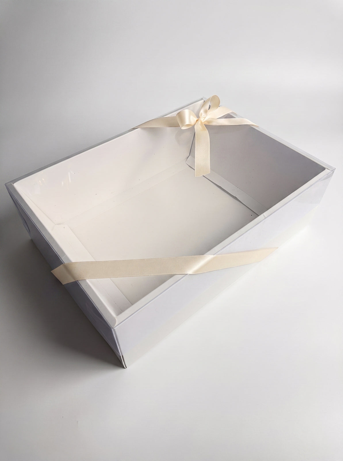 Geschenkbox mit Schleife