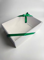 Geschenkbox mit Schleife
