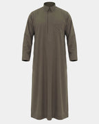 Qamis qatari kaki Al Rezam vue de face, col chemise et poche poitrine