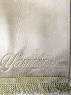 tapis de prière beige avec broderie personnalisé